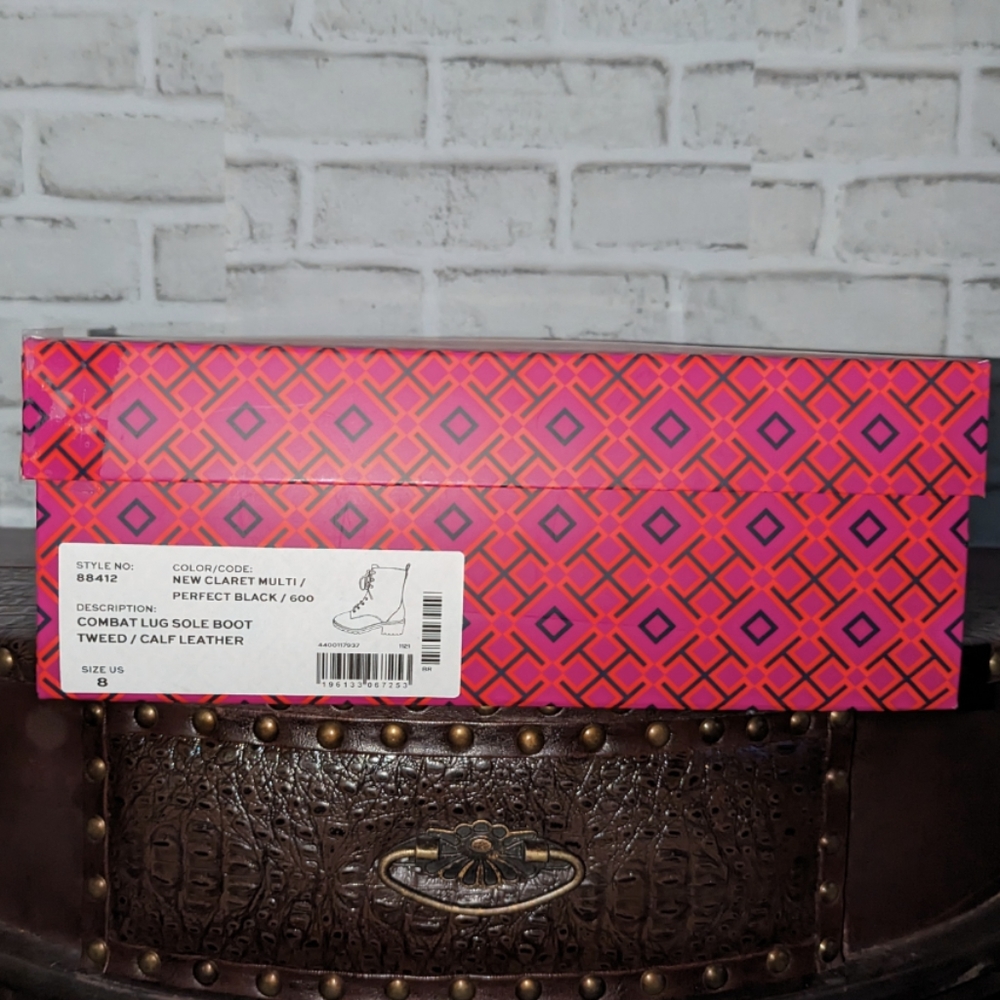 Tory Burch Combat Lug Sole Boot size 8 - Picture 7 of 12